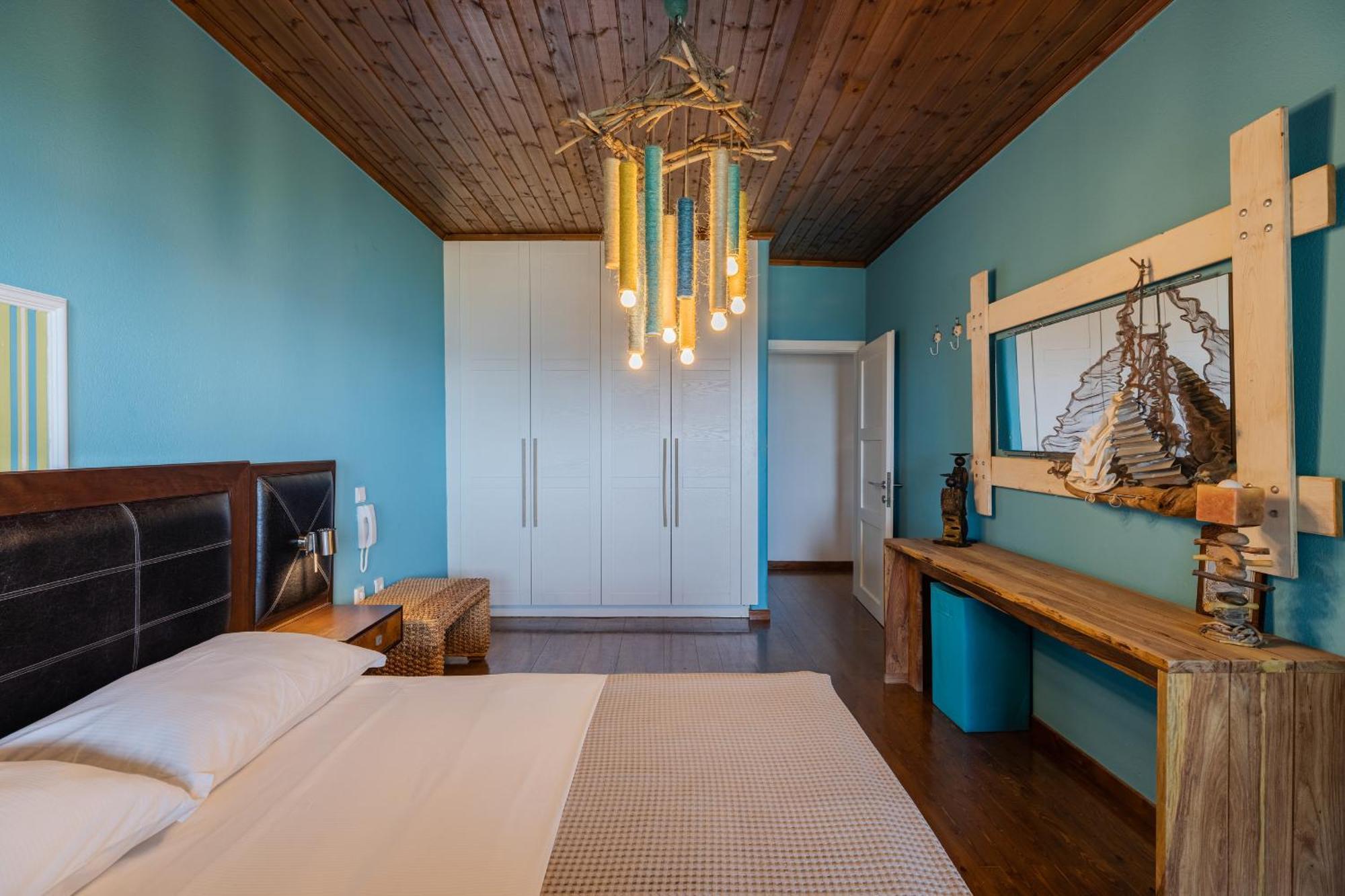 Efharis Beachfront Villa Platamonas Esterno foto